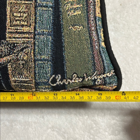 Charles Wysocki. Max in the Stacks. Woven Tapestry Pillow. NWOT. 16x16” - Picture 6 of 6